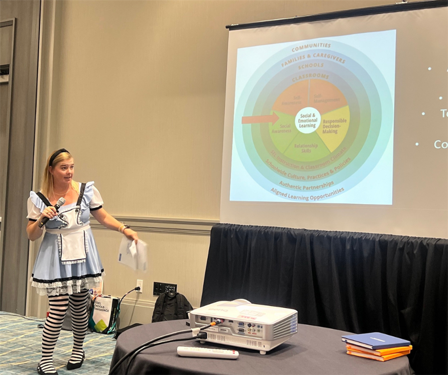 Kelly presenting at model schools